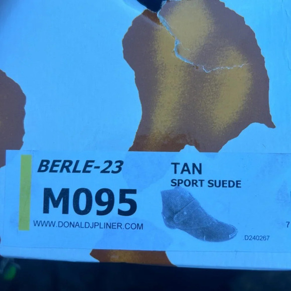 Donald J Pliner Tan Sport Suede Berle Casual Booties Size 9 - Picture 2 of 13